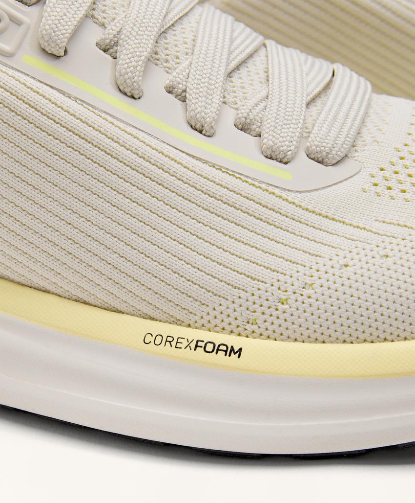 OY/AC 200 multi-activity Sport trainers