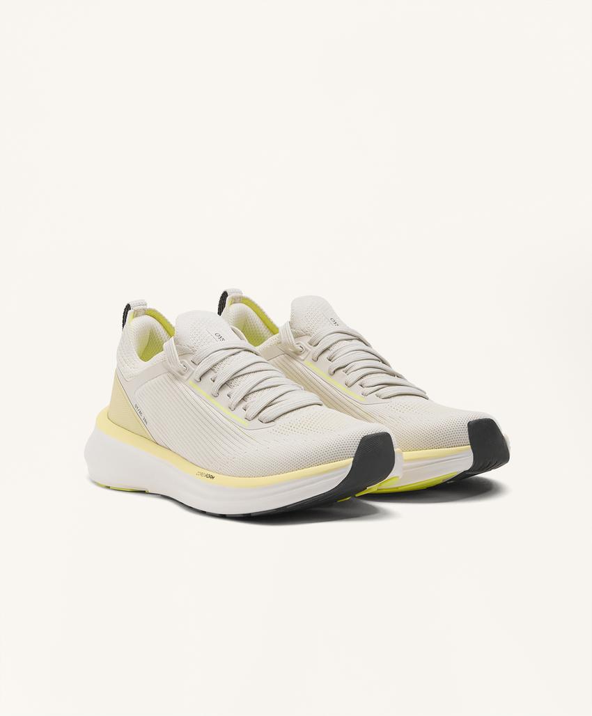 OY/AC 200 multi-activity Sport trainers