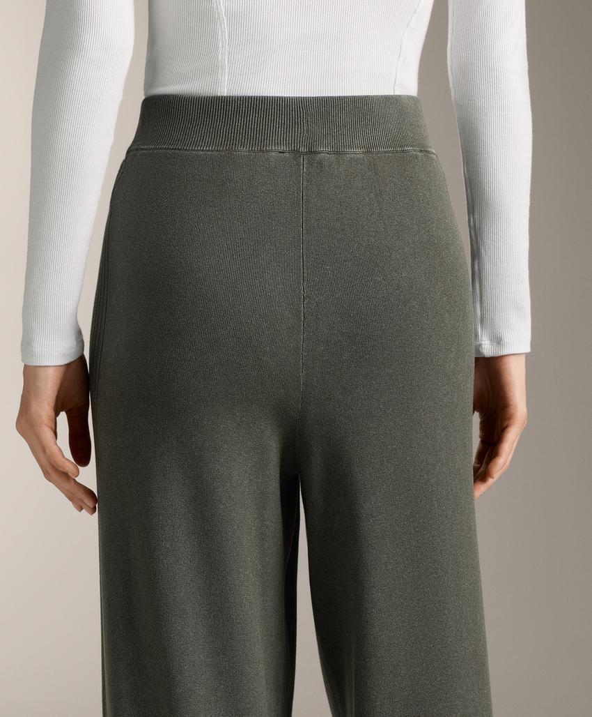 Прямые брюки с боковыми Rib деталями