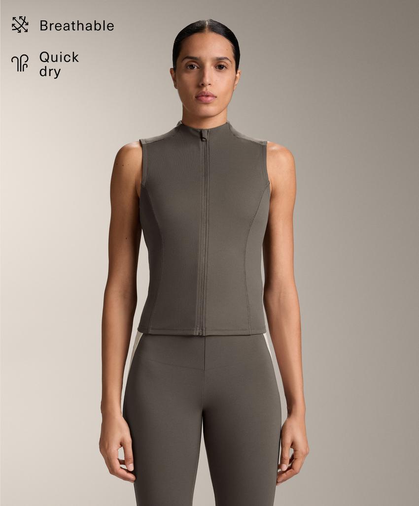 Футболка на молнии без рукавов