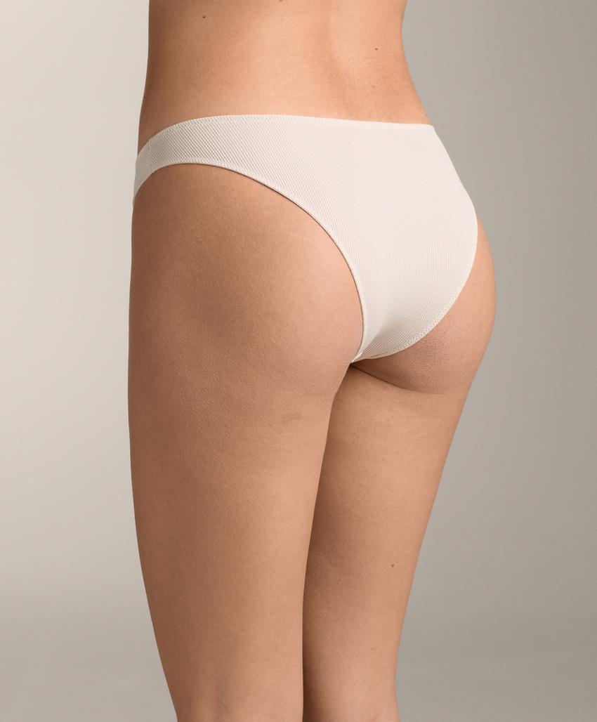 5 трусов бразильяно U-образной формы в рубчик