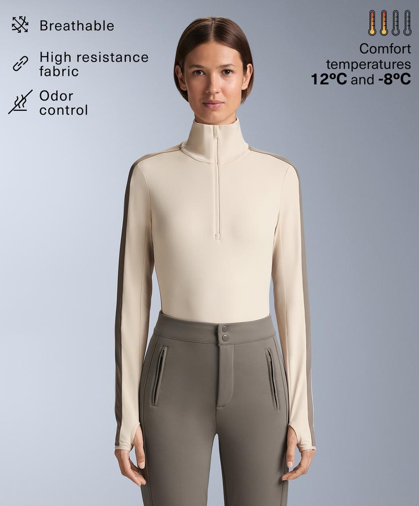 Термофутболка с молнией до середины груди