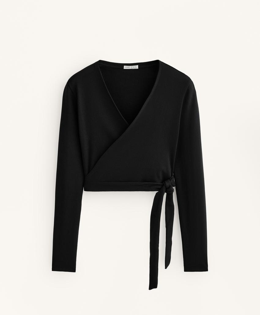 Футболка из рибаны с завязкой