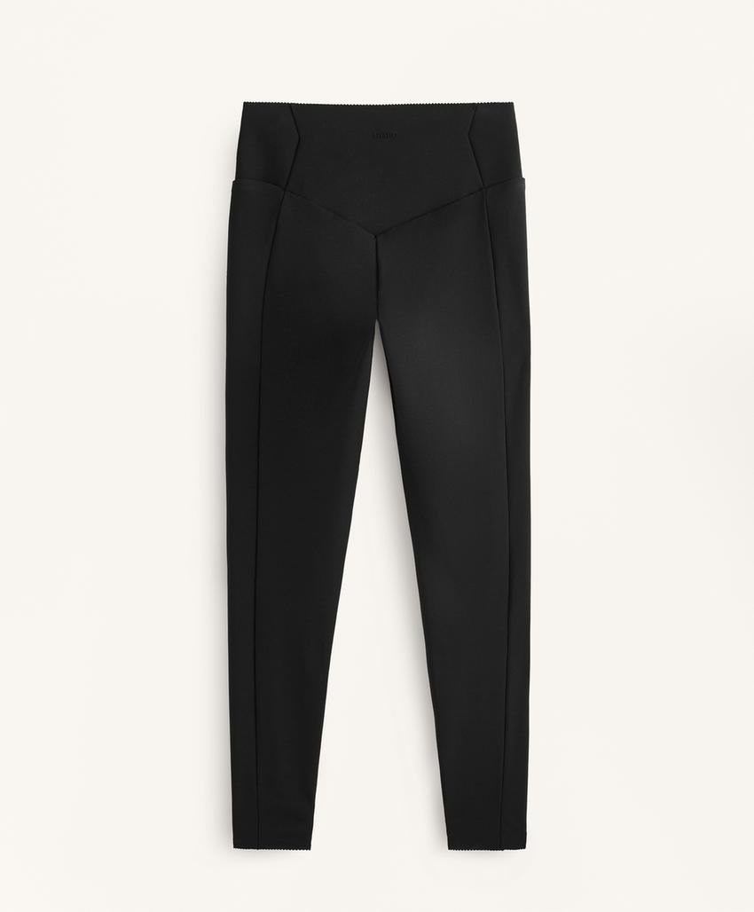 Леггинсы высокой посадки до щиколотки с карманом