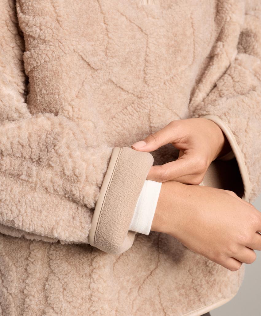 Толстовка-флис с узором снежинки из мехотипа