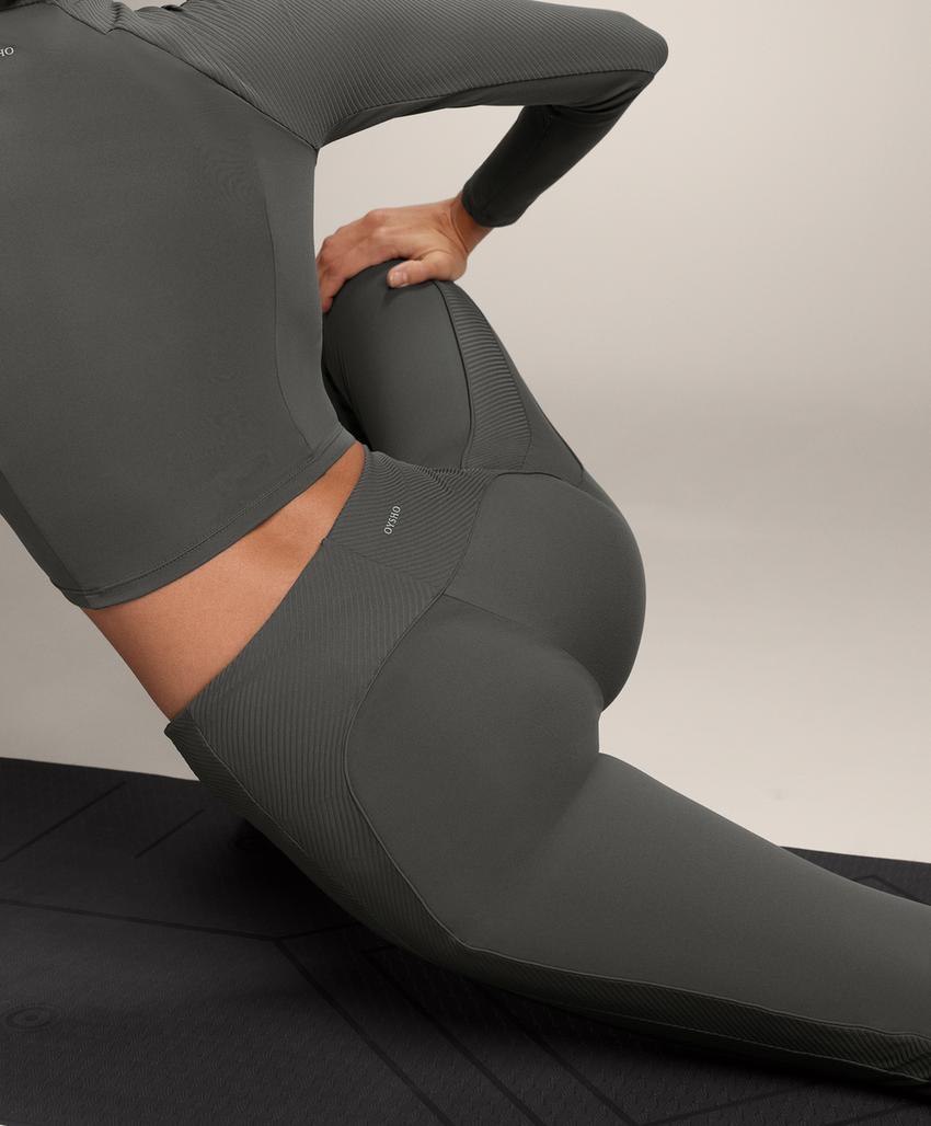 Брюки-клеш comfortlux с высокой посадкой и боковыми вставками