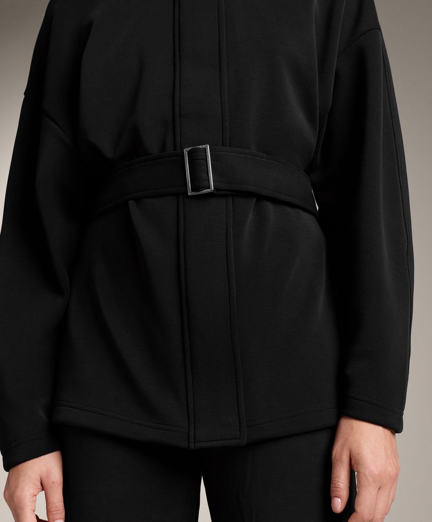 Длинное пальто с поясом из мягкой модальной ткани