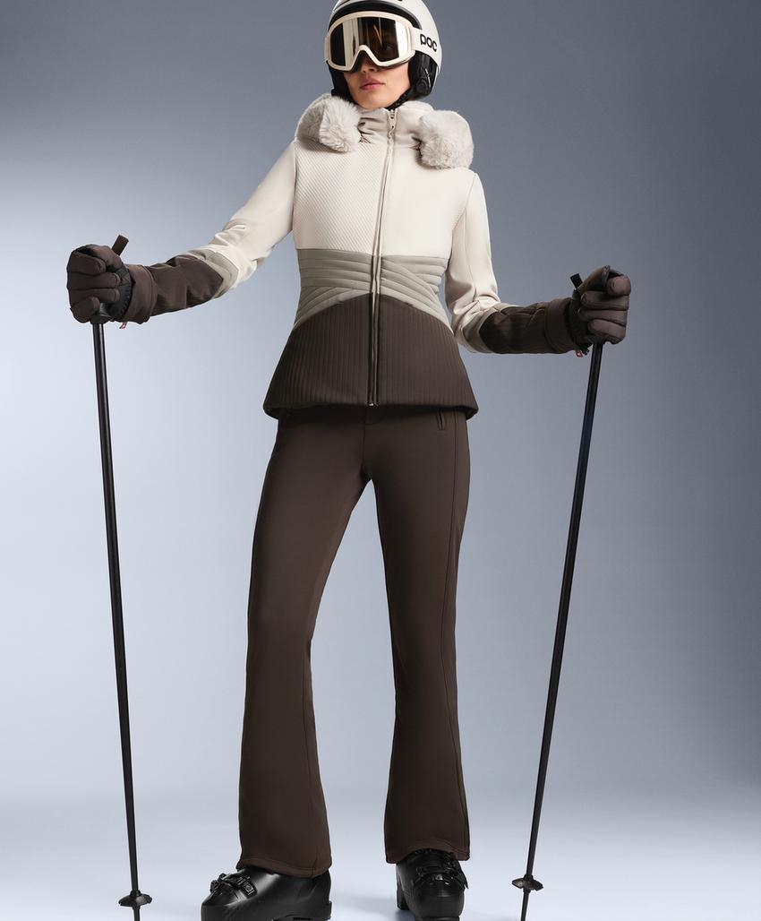 Приталенная водоотталкивающая куртка для горных лыж с прослойкой primaloft® в цветовой гамме блоков