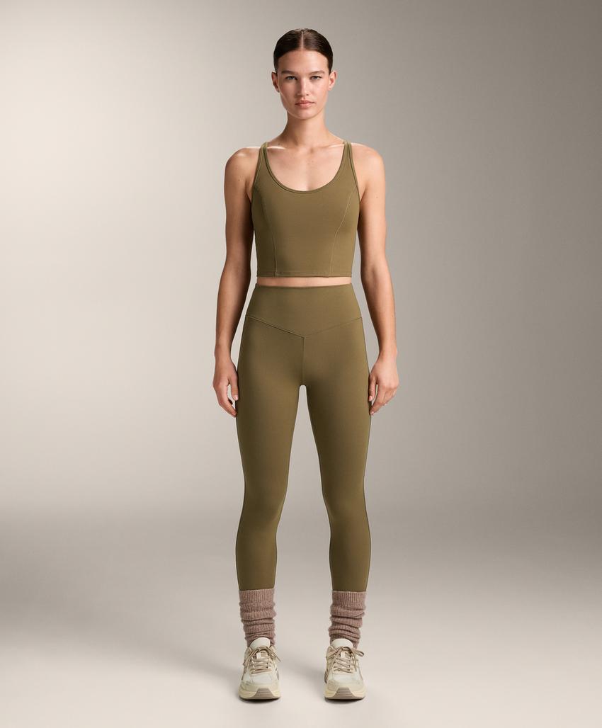 Olive green | 2070/288/173