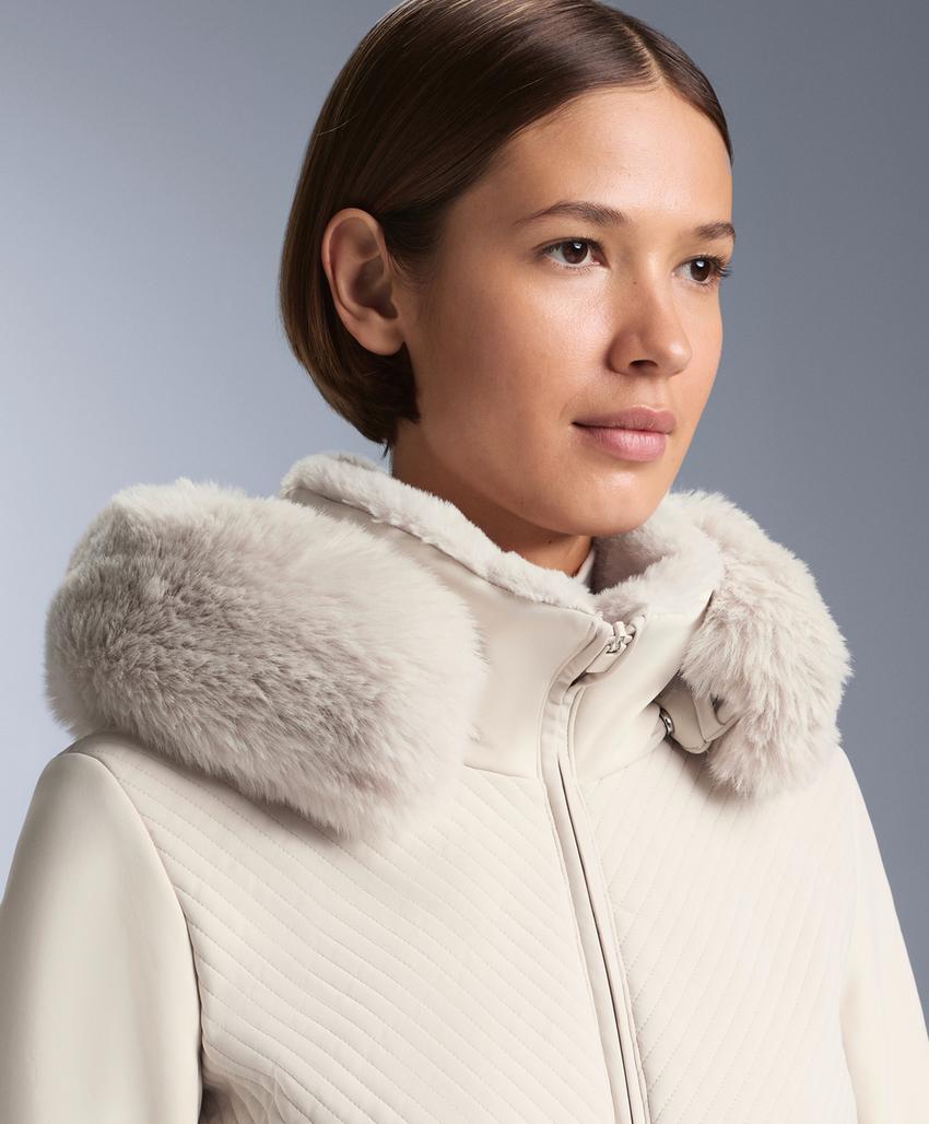 Спортивный комбинезон для горных лыж с защитой от влаги и контрастными блоками