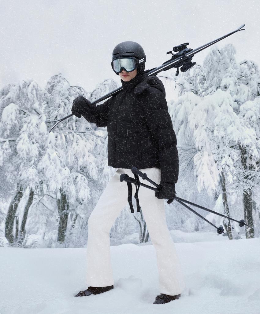 Water-resistant SKI flare dungarees