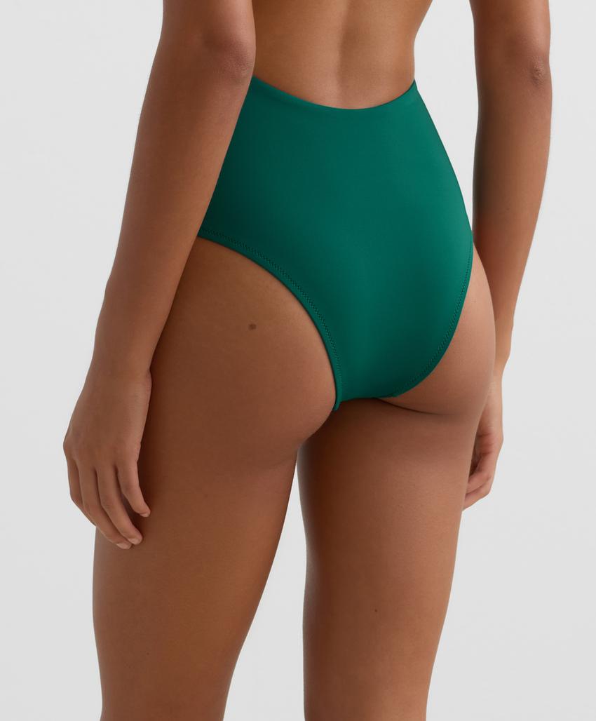 Асимметричное трикини с завязками