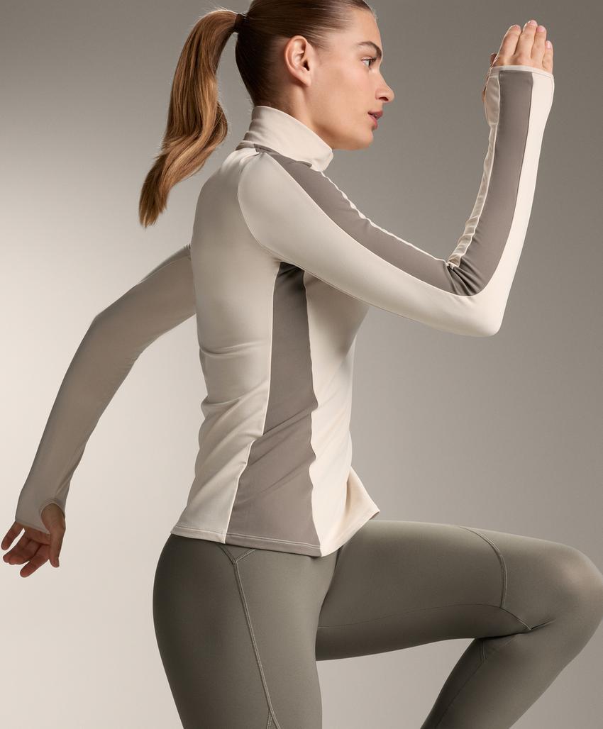 Термобелье с полукруглой молнией и коротким рукавом