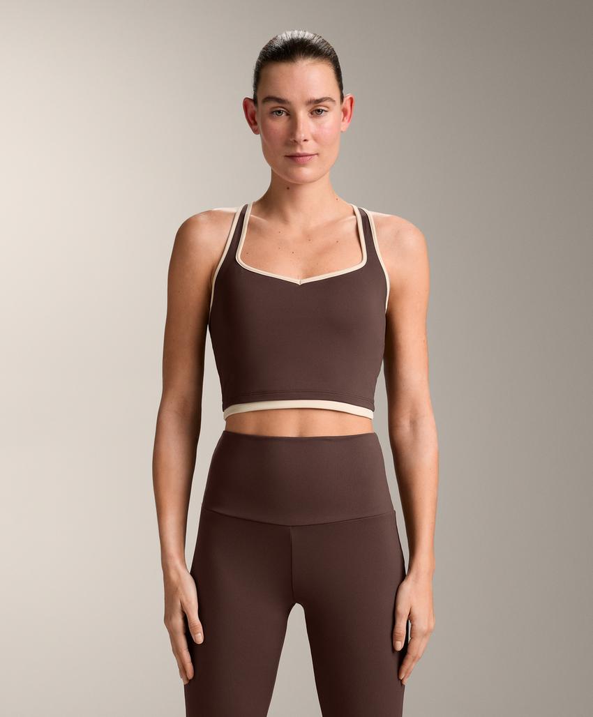 Топ comfortlux с контрастной спинкой на запах