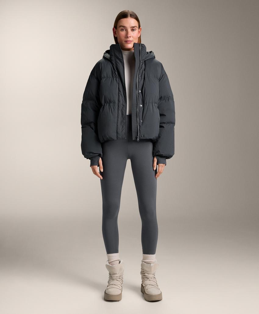 Короткая куртка с наполнителем из 100% пуха