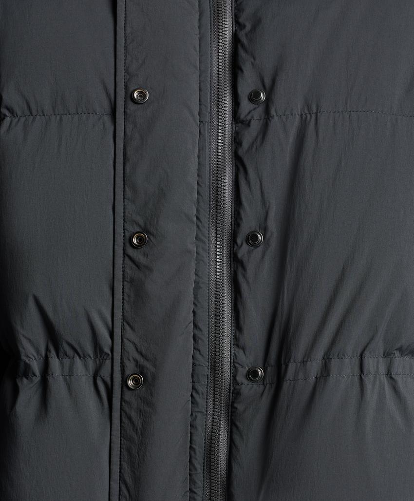 Короткая куртка с наполнителем из 100% пуха