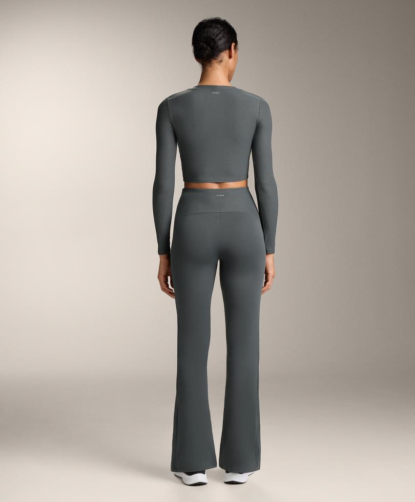 Удобная футболка с длинным рукавом из рибаны comfortlux