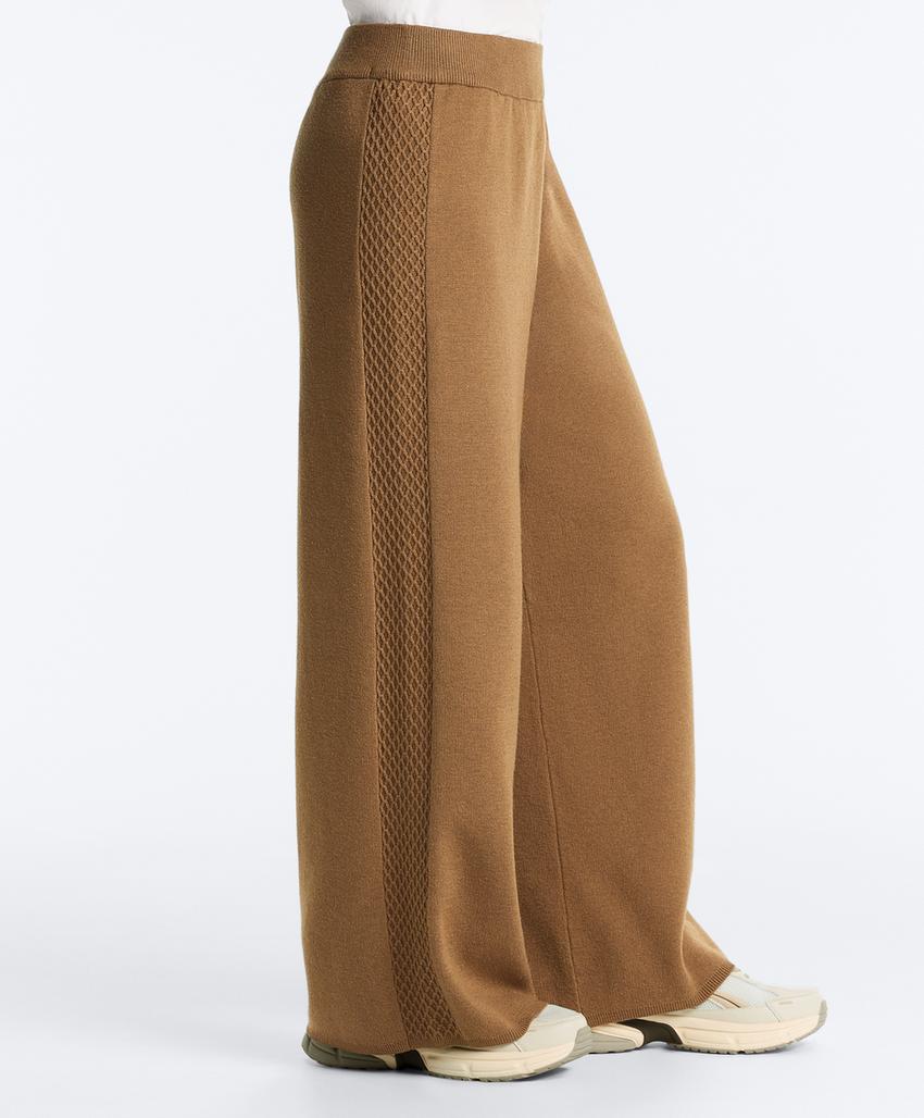 Вязаные брюки прямого кроя со структурным узором по бокам