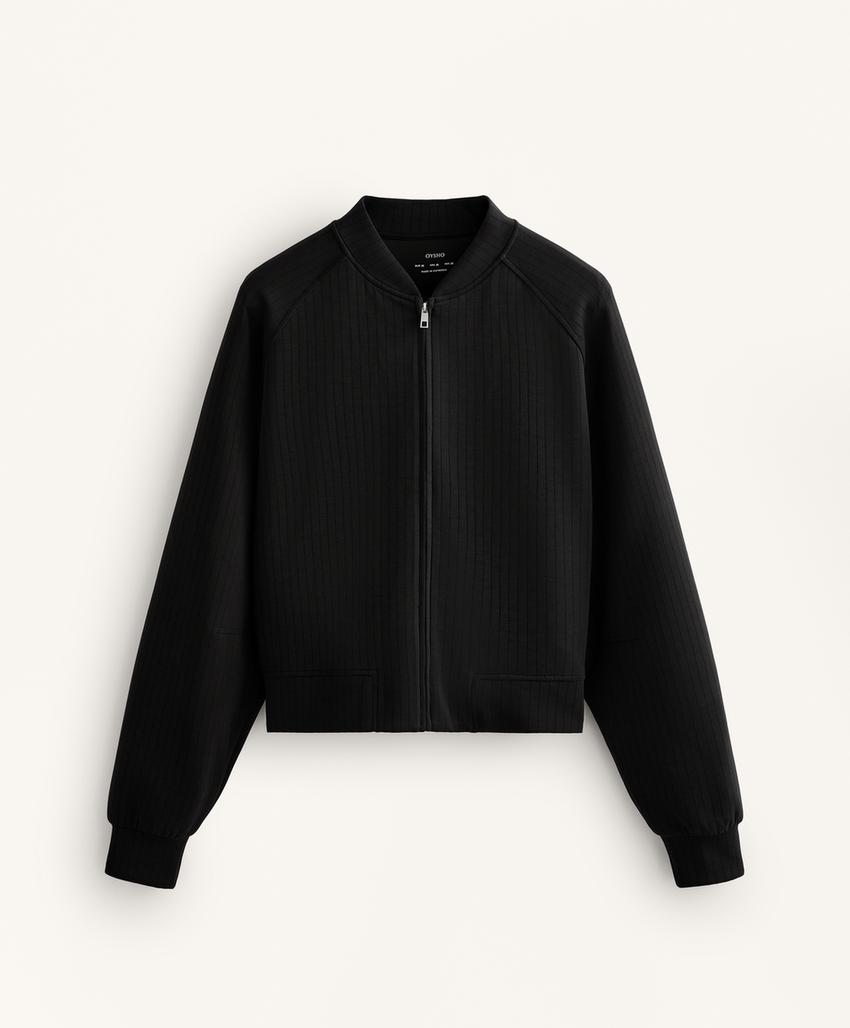 Куртка-бомбер в полоску из мягкой ткани с модалом