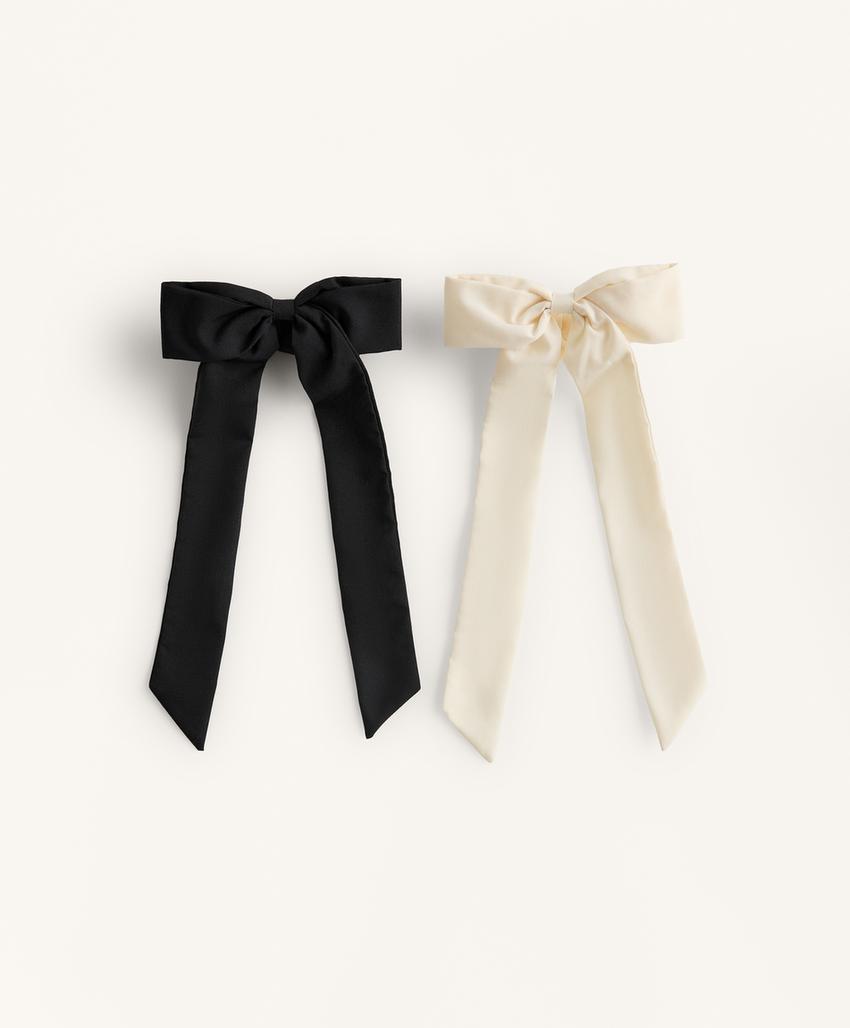 2 резинки для волос с бантом