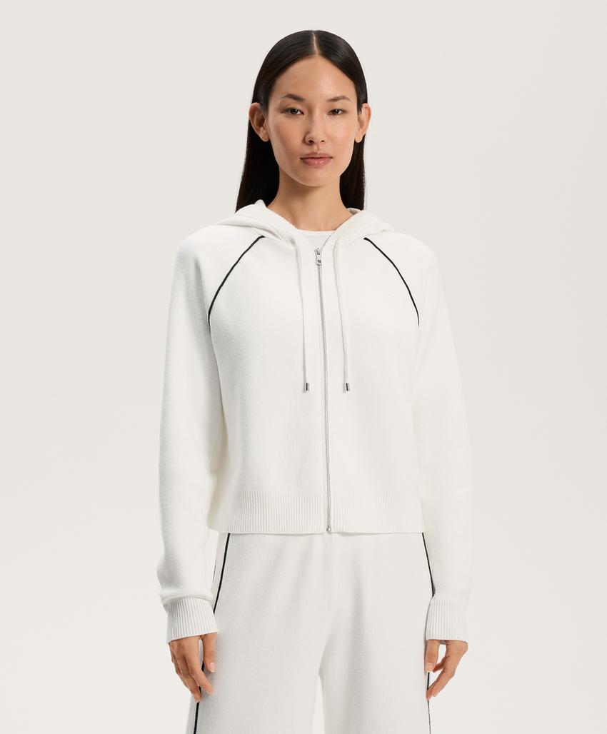 Вязаный кардиган с капюшоном и контрастным кантом