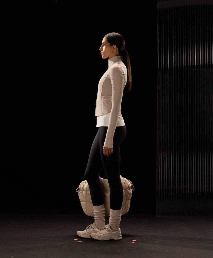 Light warm reflective technical jacket