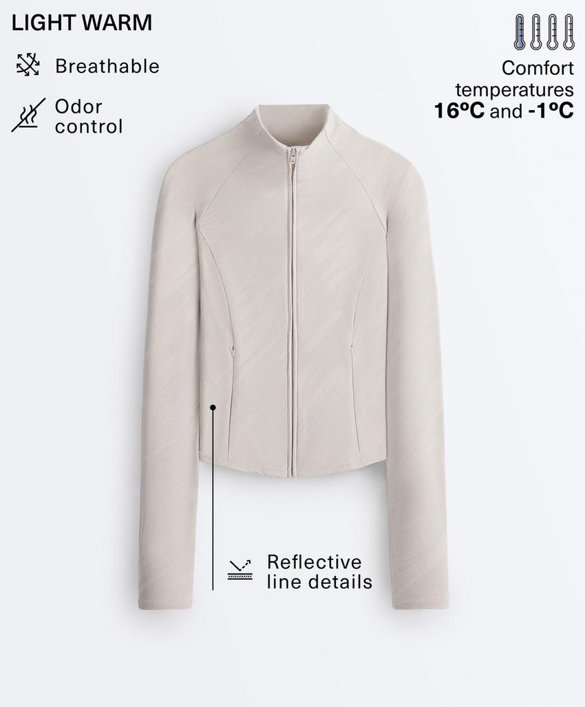 Light warm reflective technical jacket