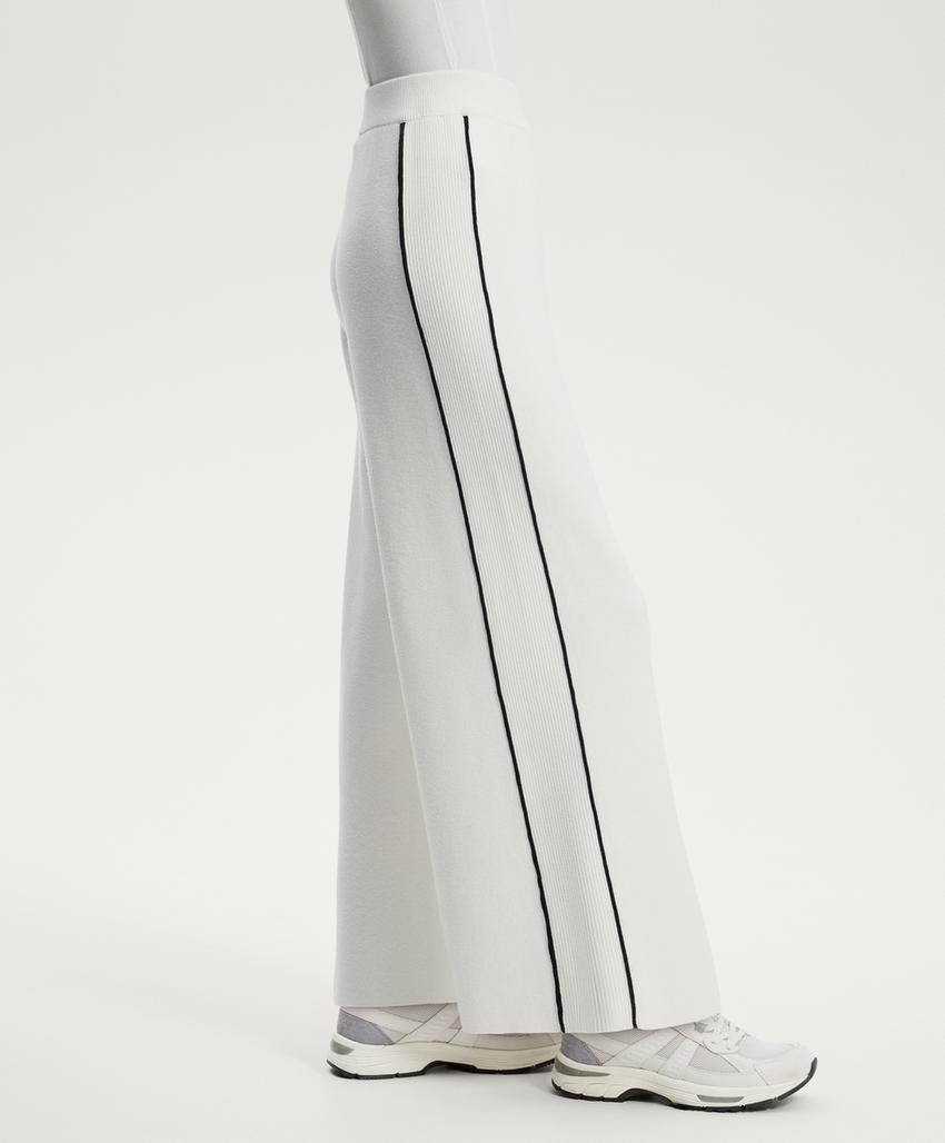 Вязанные брюки прямого покроя с контрастной окантовкой