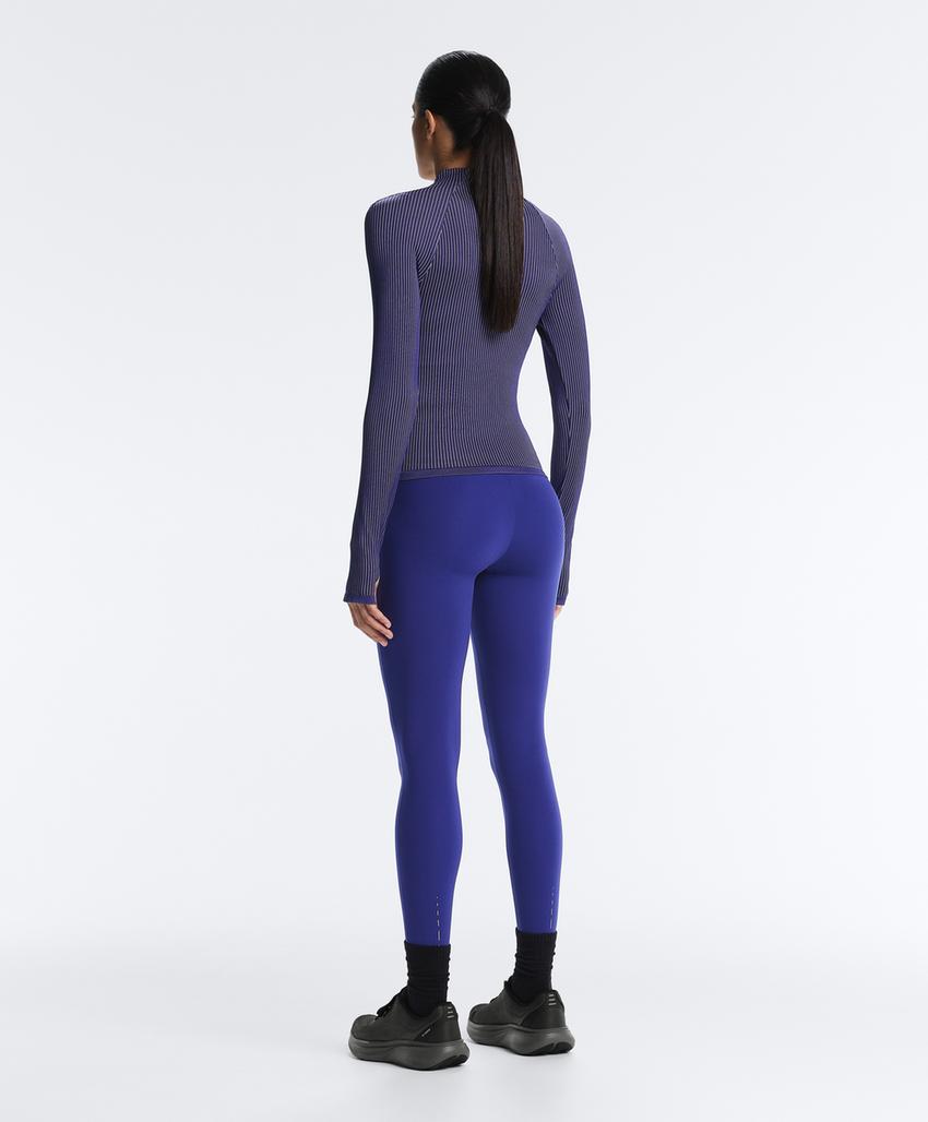 Лонгслив из высокотехнологичной ткани