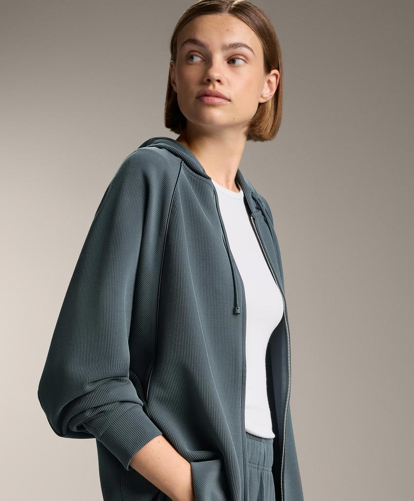 Куртка в рубчик с капюшоном и 29% модала