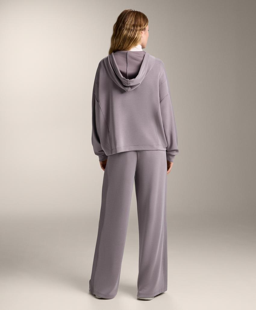 Удлиненная куртка с капюшоном и деталью в рубчик из мягкого модала