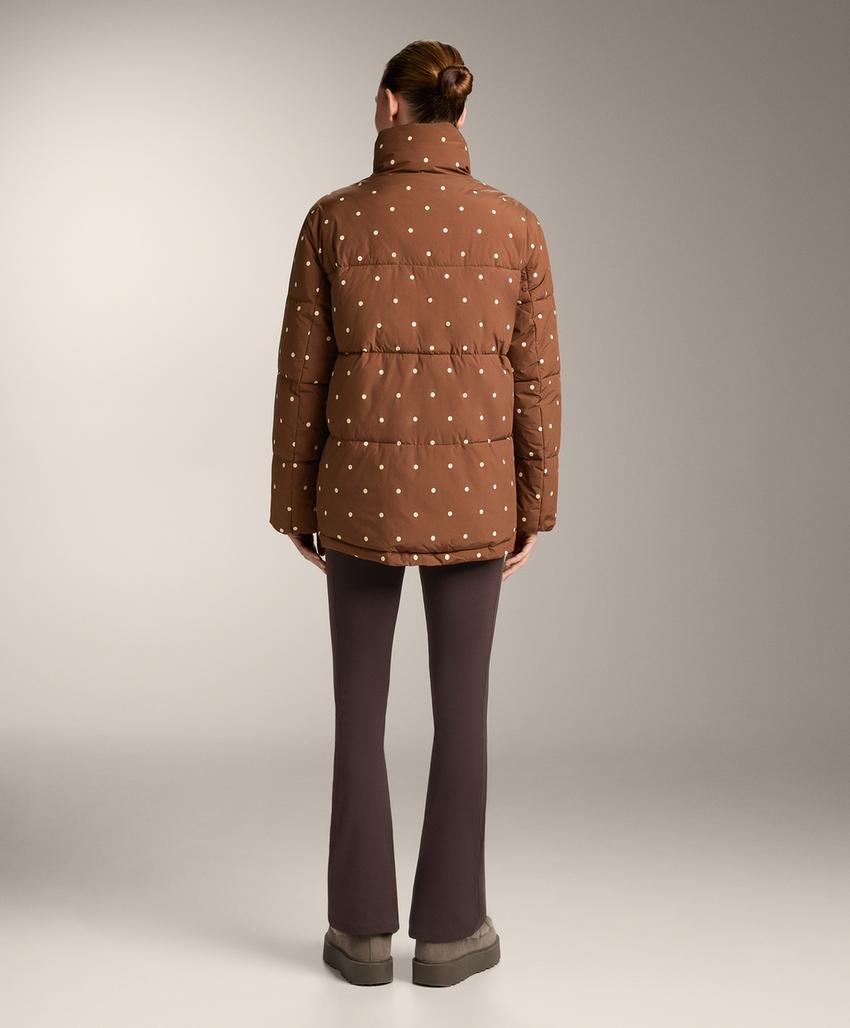 Стеганая куртка с наполнителем primaloft®, отталкивающим воду