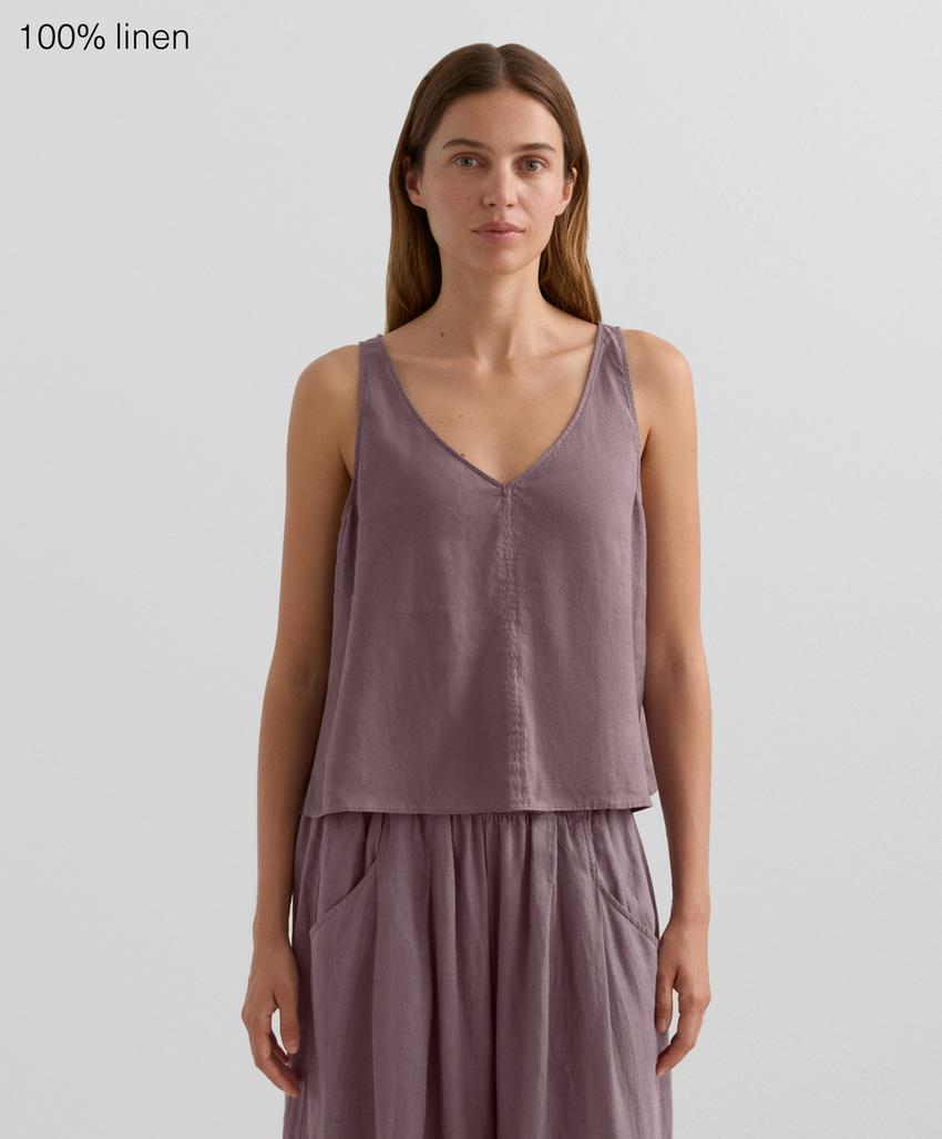 Топ на бретелях v-образного выреза из 100% льна