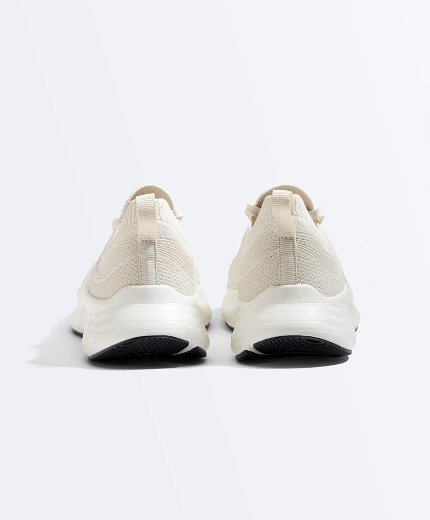 Универсальные кроссовки для многофункциональных тренировок