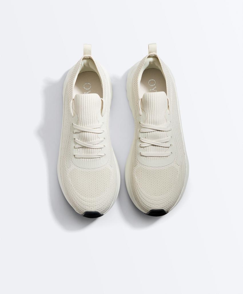 Универсальные кроссовки для многофункциональных тренировок