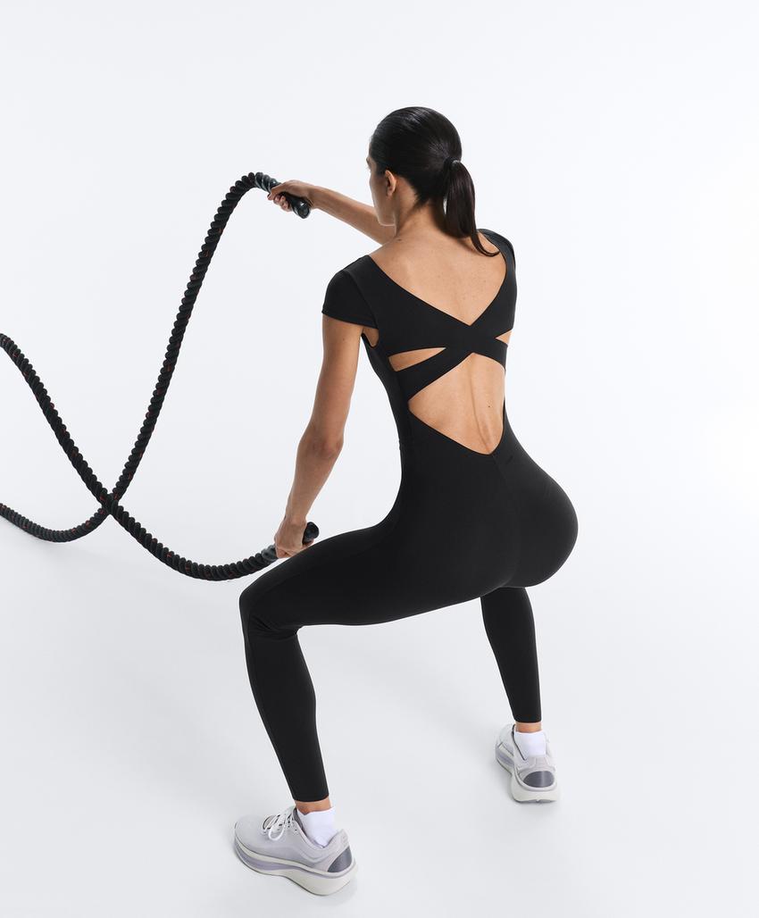 Длинный комбинезон Compressive с коротким рукавом