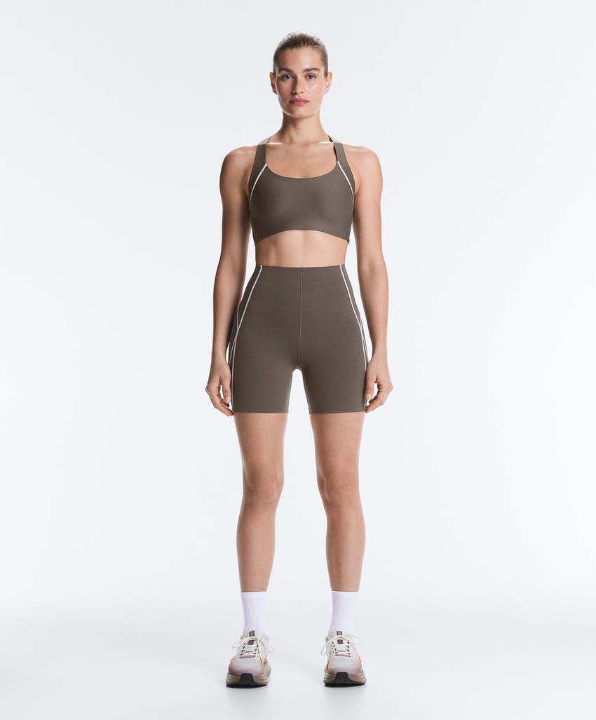 Sutiã de desporto Perfect-adapt de suporte médio refletor