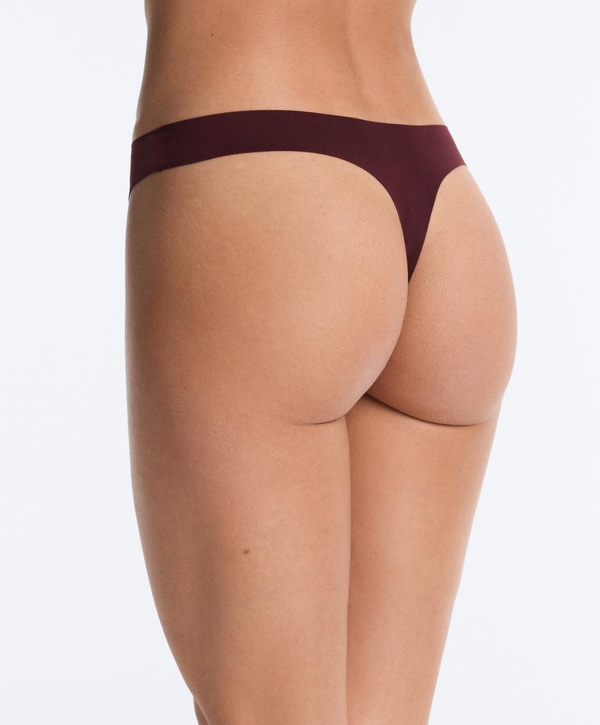 5 invisible laser-cut polyamide blend thongs