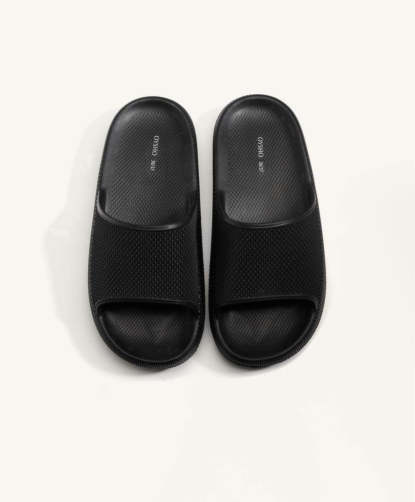 Сандалии-флатформы black