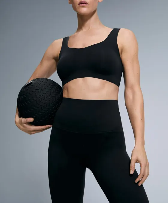 Спортивный бюстгальтер Perfect Adapt со средней степенью поддержки