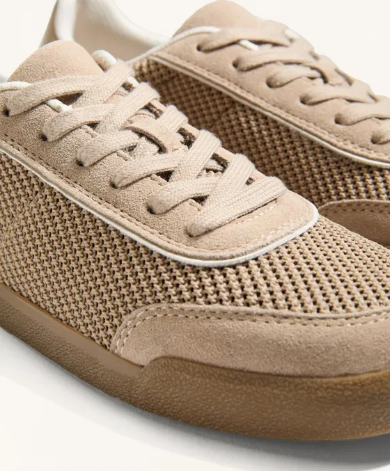 Кеды с сетчатыми вставками