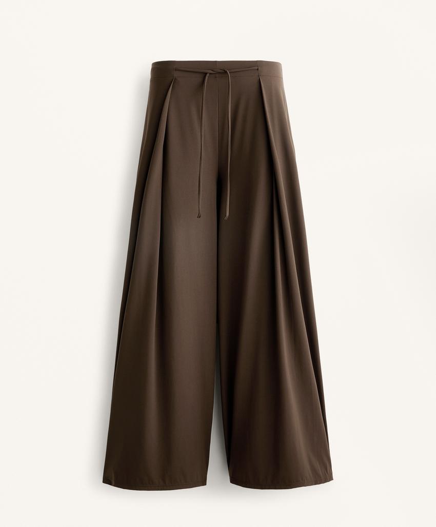 Широкие брюки со складками, темно-коричневые с легким прикосновением