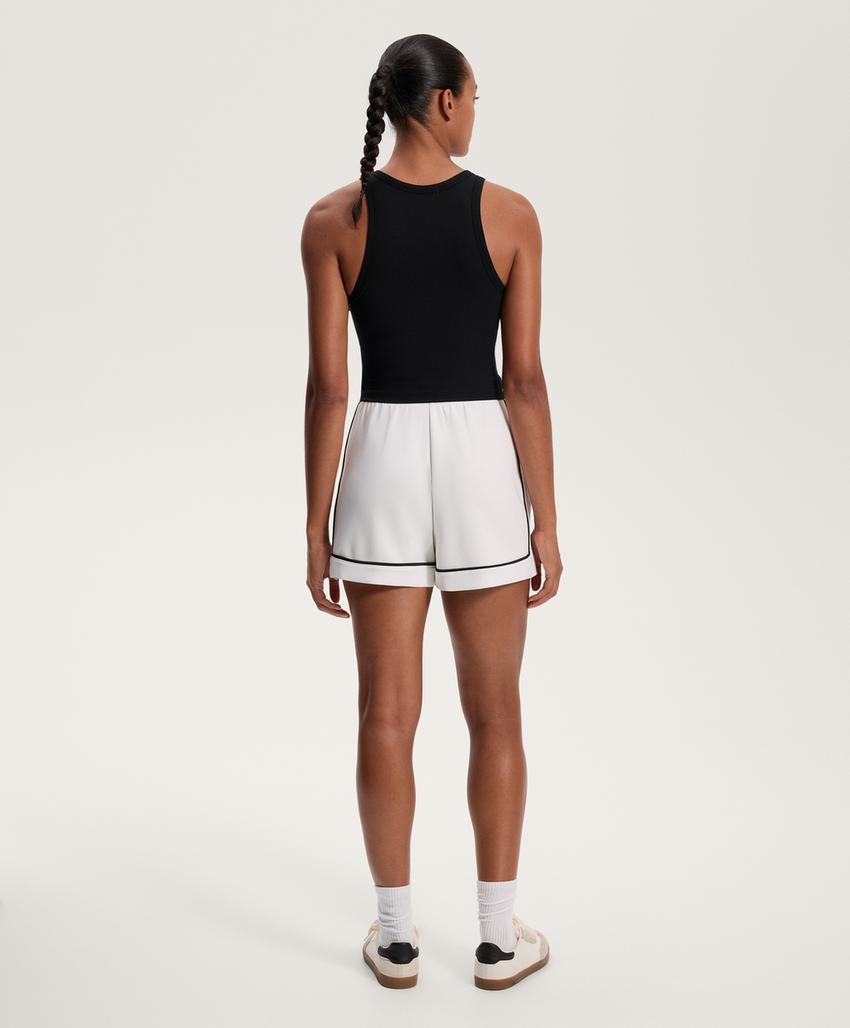 Топ из модально-вискозного микса с длинным рубашечным подолом l30144058