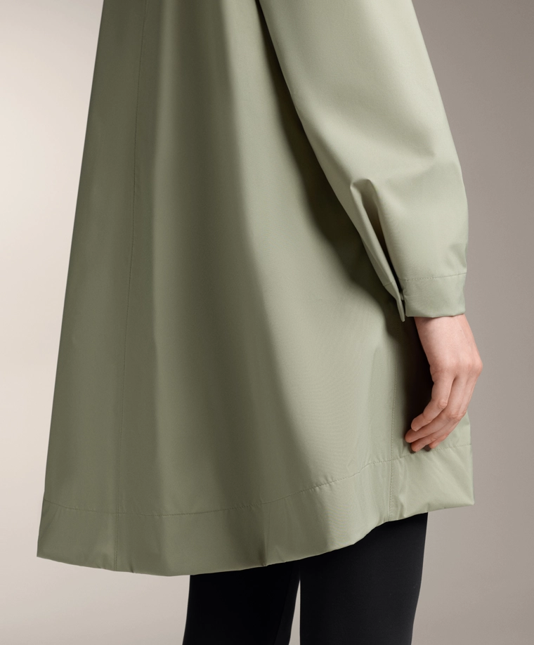 Сверхлегкая упаковываемая куртка oysho с водонепроницаемостью 10k