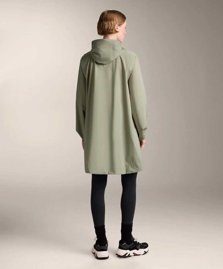 Сверхлегкая упаковываемая куртка oysho с водонепроницаемостью 10k