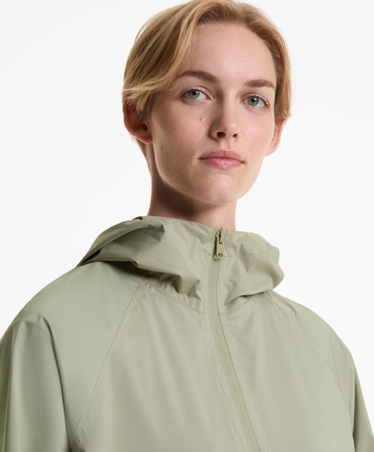 Сверхлегкая упаковываемая куртка oysho с водонепроницаемостью 10k