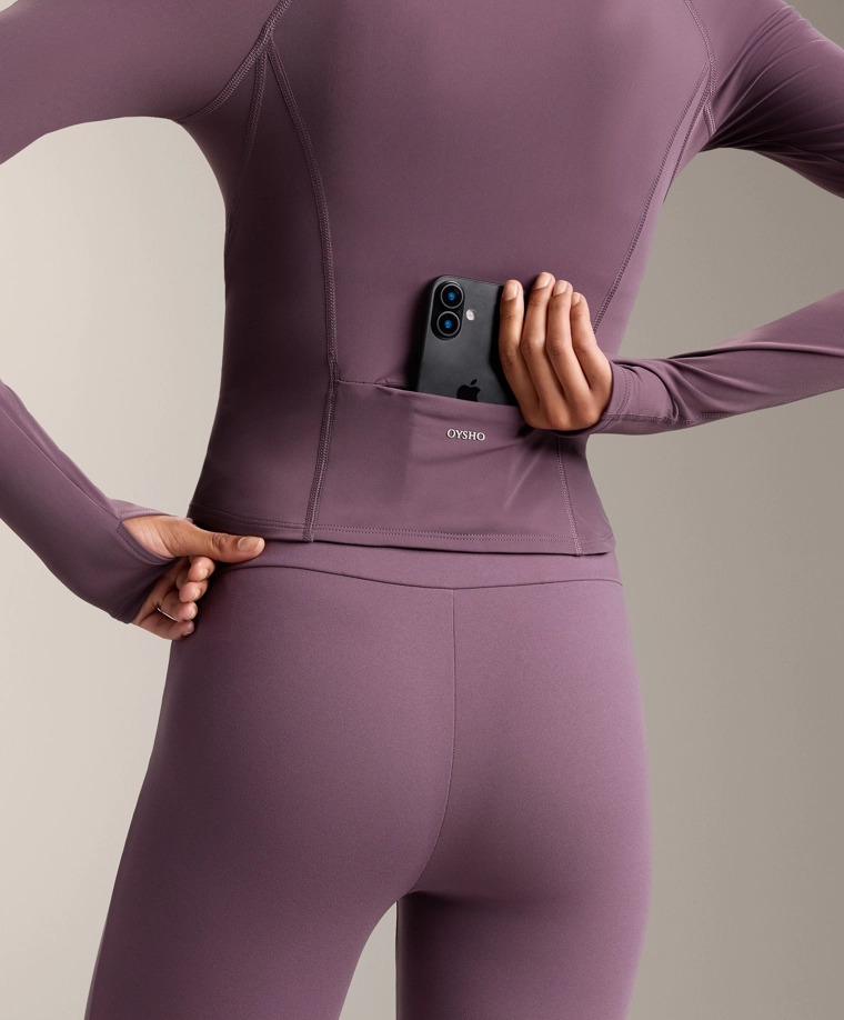 Техническая куртка легкая теплая с швами l32780332