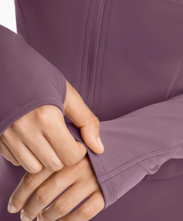 Техническая куртка легкая теплая с швами l32780332