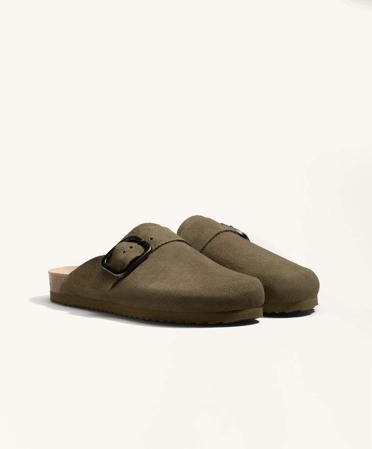 Мюли из натуральной кожи на пряжке