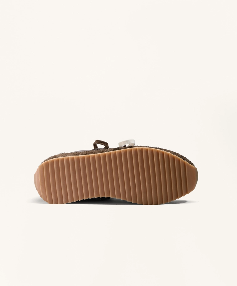 Кроссовки для бега из комбинированной разделанной кожи